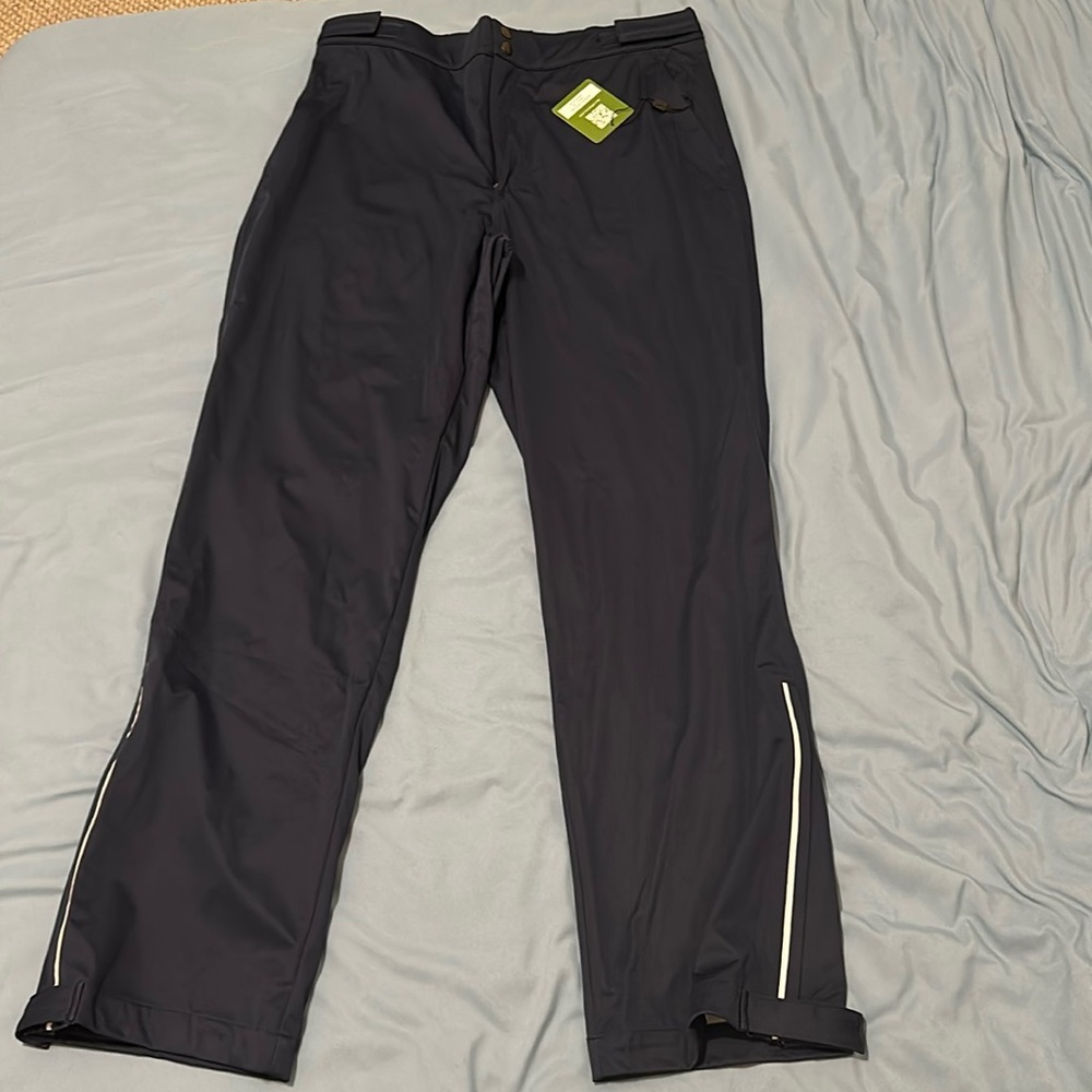 Above the links rain pant